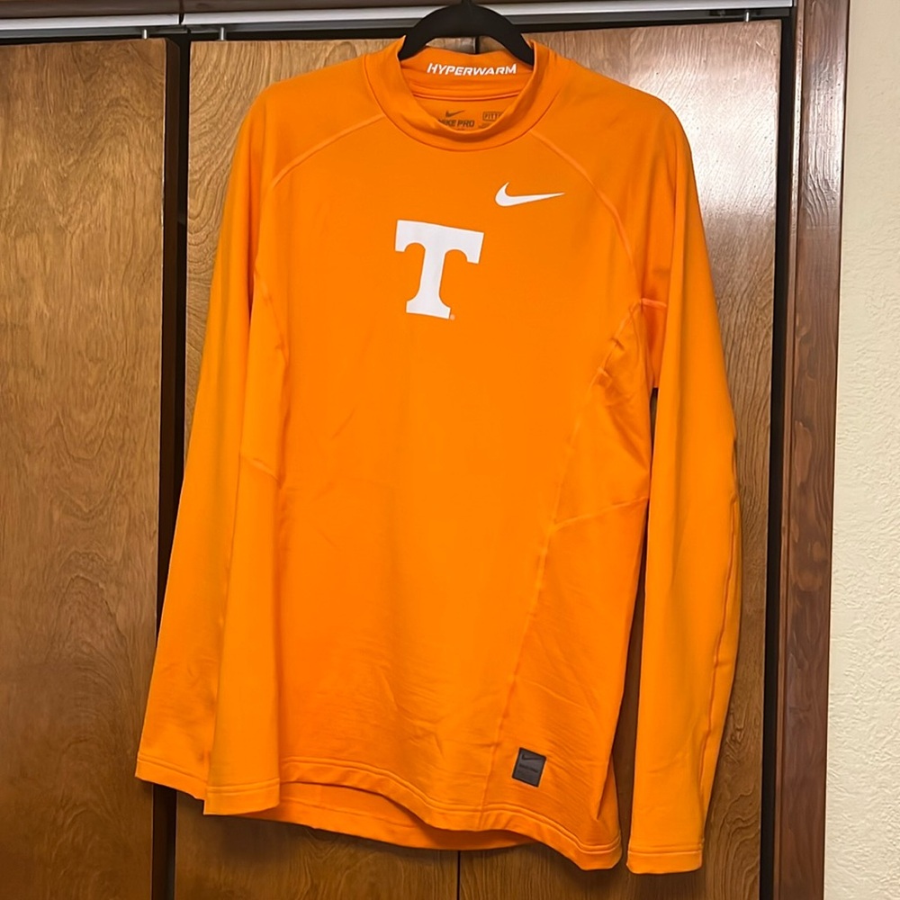 Nike Pro Men’s Fitted Hyperwarm Tennessee Shirt - Large
